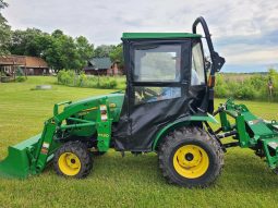 
										2017 John Deere 2025R Tractor with Loader, Tiller full									