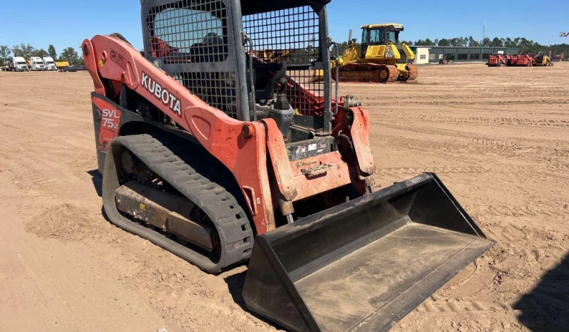 
								2017 Kubota SVL75-2 Track Skid Steer Loader full									