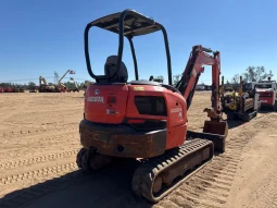 
										2020 Kubota KX033-4 Excavator full									