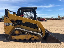 
										2019 Caterpillar 259D Compact Track Loader full									