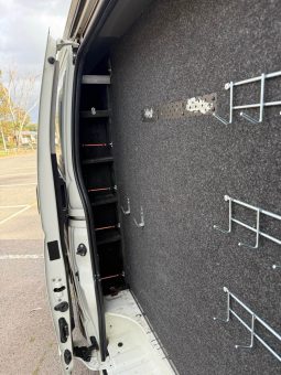 
										2017 Toyota Hiace LWB Auto full									