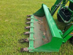 
										2017 John Deere 2025R Tractor with Loader, Tiller full									