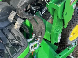 
										2018 John Deere 1025R Tractor – Loader, Backhoe & Mower full									