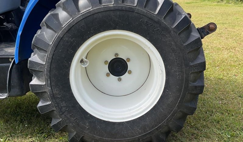 
								2015 New Holland Boomer 33 Compact Tractor full									