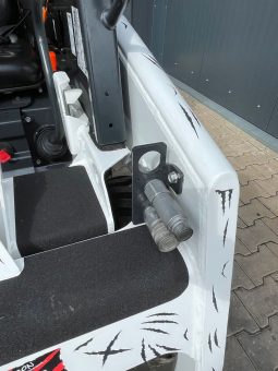 
										2022 Bobcat S 70 compact loader full									